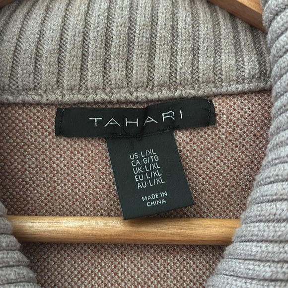 Tahari Rust/Grey Oversized Full Zip Plaid Poncho Sweater Size L/XL - Picture 3 of 5